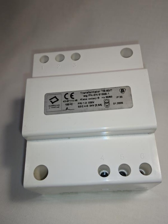 KARPICK_43-07111.48 800 600.jpg